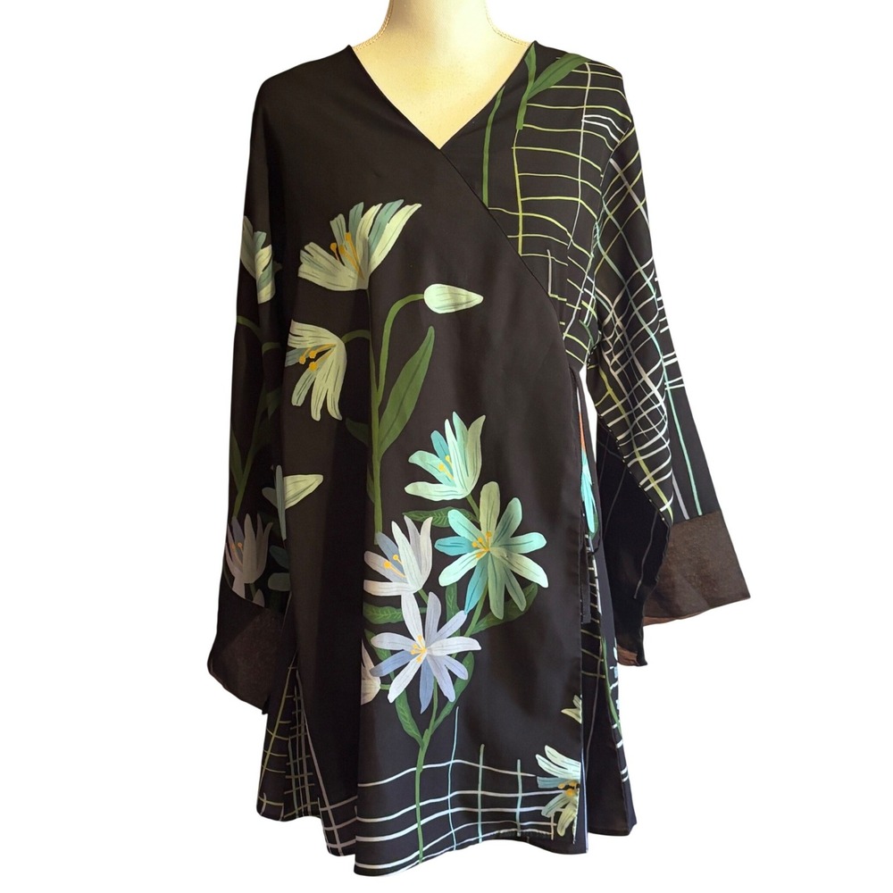 LULUSAR Black Floral Grid Print Wrap KImono Dress Medium Artsy Fusion Eclectic
